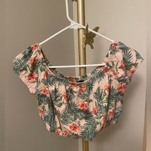 Forever 21 Tropical Off-Shoulder Crop Top — Women’s Medium